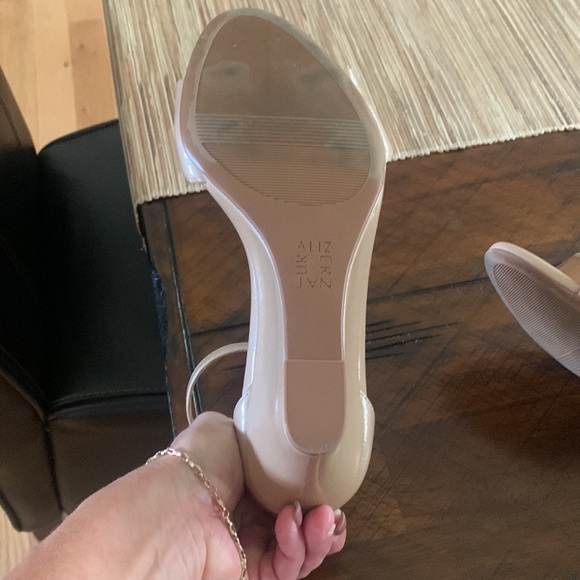 Naturalizer Vera Sedge tan wedges only worn once excellent condition - Picture 3 of 5